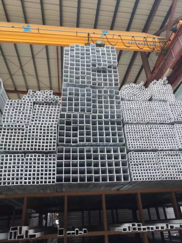 大英q345c镀锌无缝方管